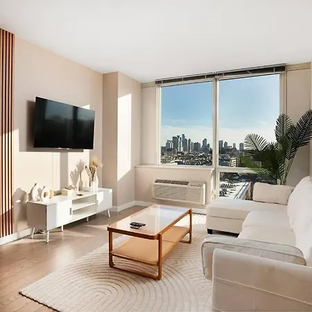 Freedom Tower View -Amenity Packed With Pool -Minutes To Nyc Apartamento